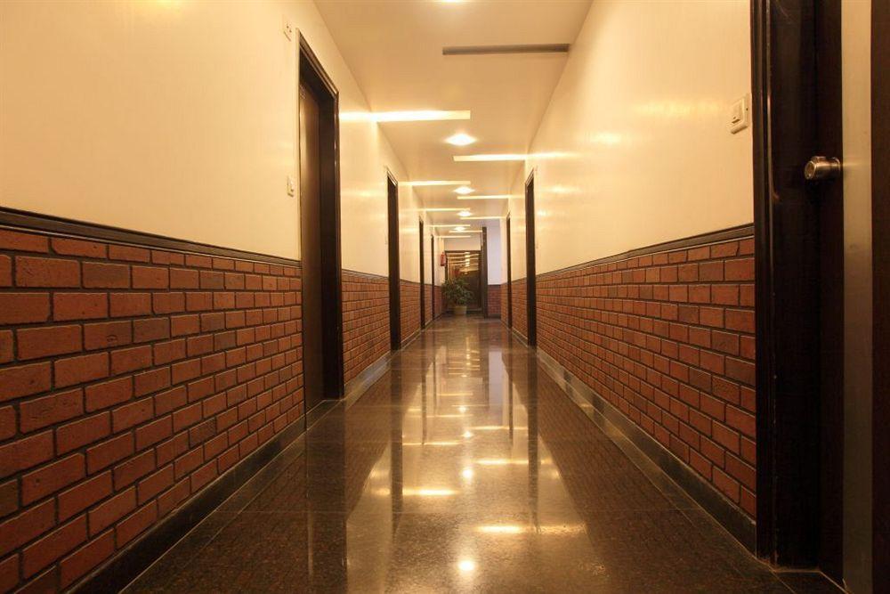 Hotel Lohmod At National Highway 8 - Free Airport Transffer Nova Deli Exterior foto