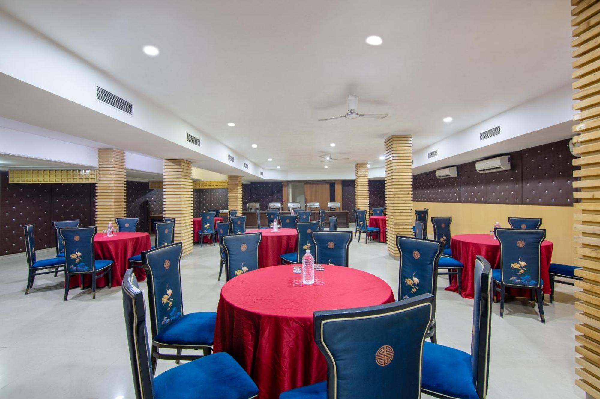 Hotel Lohmod At National Highway 8 - Free Airport Transffer Nova Deli Exterior foto